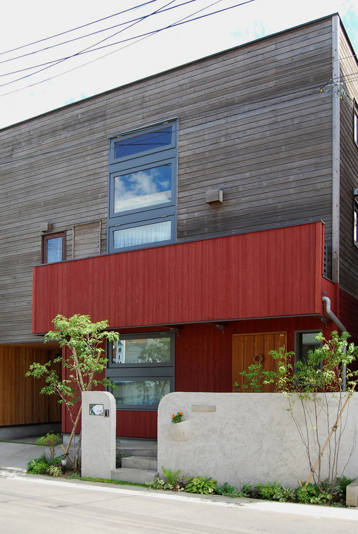 自然感豊かな住環境で子供をのびのび育てる大宮の家