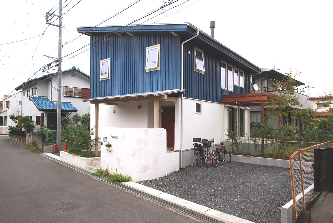 省エネエコロジカルに暮らす広い収納スペースのある家